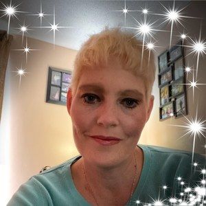 Meet your Posher, Lesley